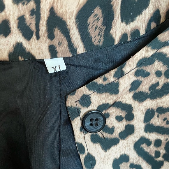 Leopard print jacket - Picture 2 of 3